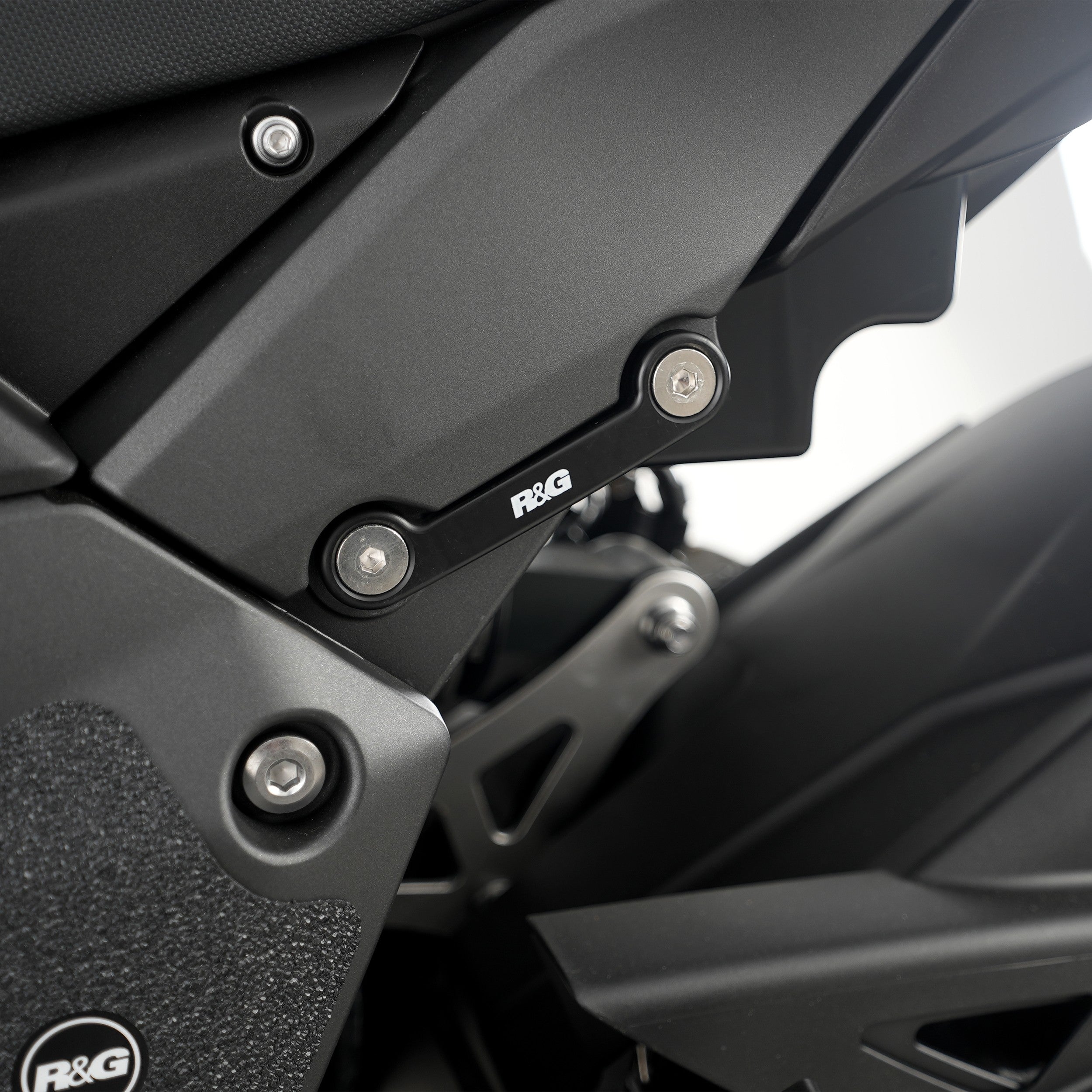 Rear Foot Rest Blanking Plate for Kawasaki Ninja 1000SX ’20- '24, Z1100 '26- & Ninja 1100SX (SE) '25- -LHS