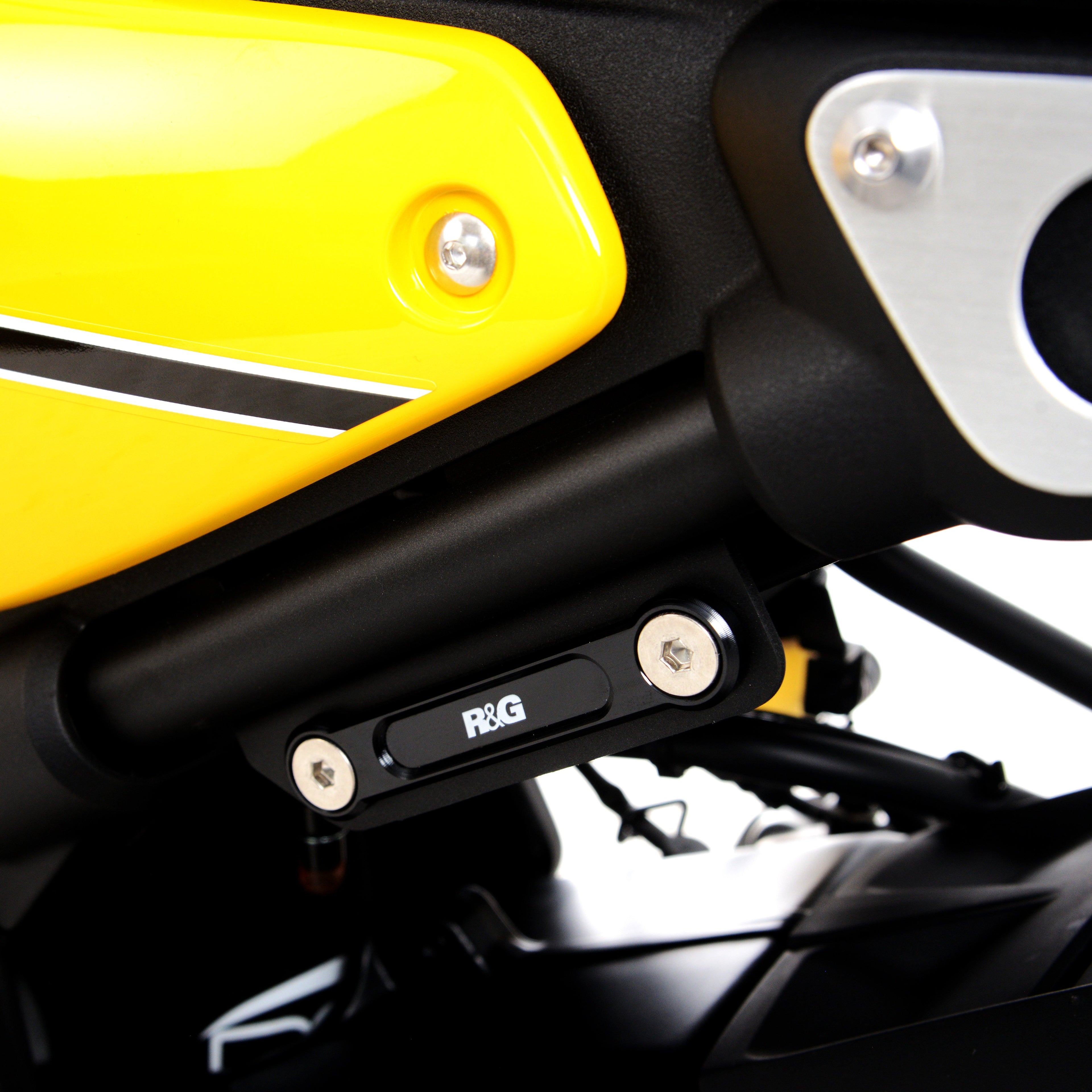 Rear Foot Rest Blanking Plate for KTM RC 390/ RC 200/ RC 125 '22-, Yamaha XSR-125 '21- & Lexmoto LXR (SE) '21-25. (LHS) 