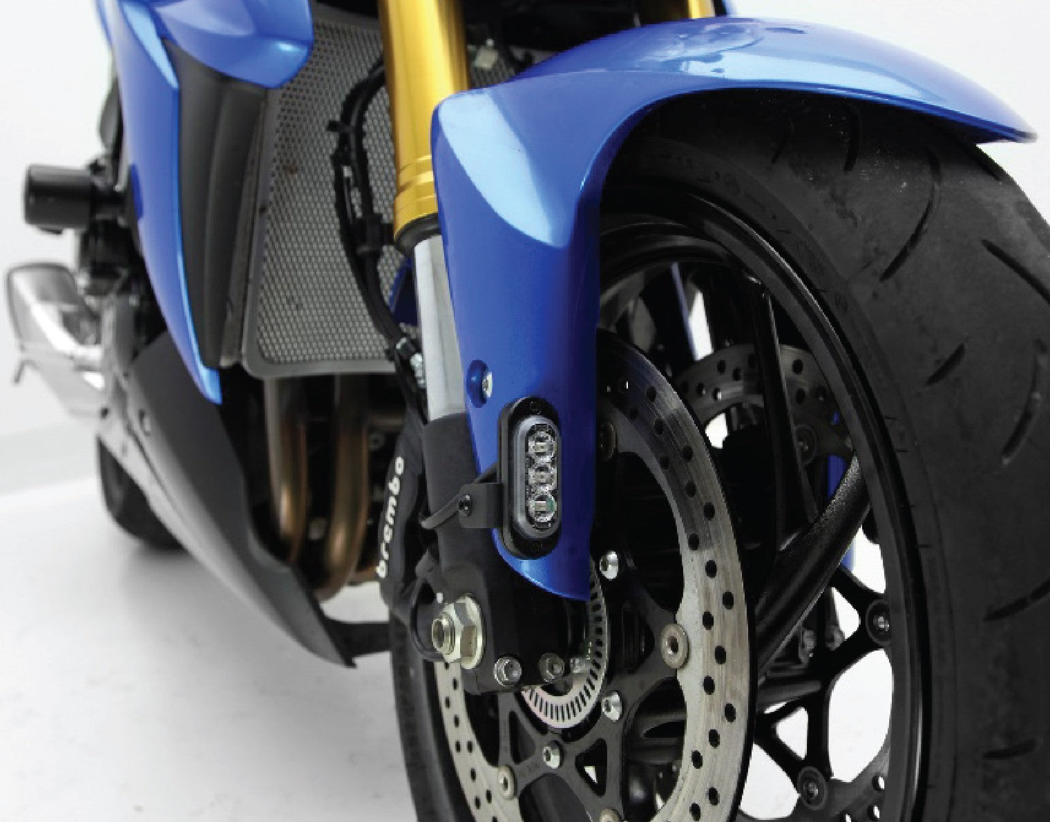 Denali T3 Modular Switchback Signal Pods | Front with Fender Mounting Kit