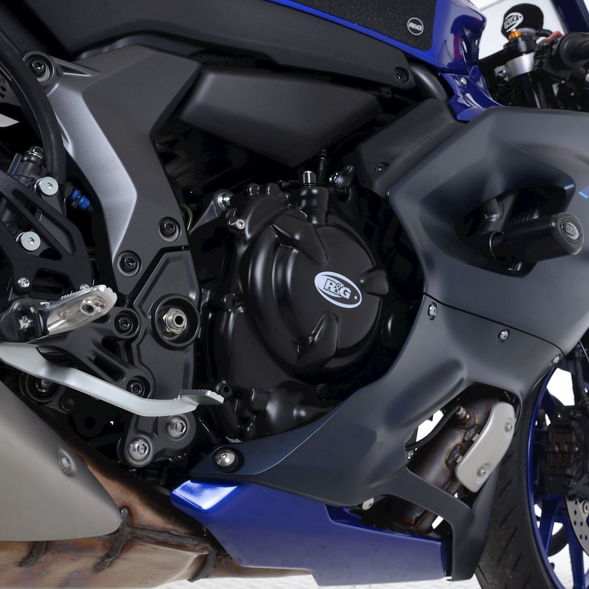 Engine Case Cover for Fantic Caballero 700 '23-, Yamaha Tenere World Rally T7 '23-, R7 '22-25, MT-07 '14- '24, Tracer 7 (GT) ’21- '24, XSR700 '16-, Tracer 700 '16-‘20, Tenere 700 '19-'24, Tenere 700 World Raid '22- & Tenere 700 Rally '21- '24(RHS)