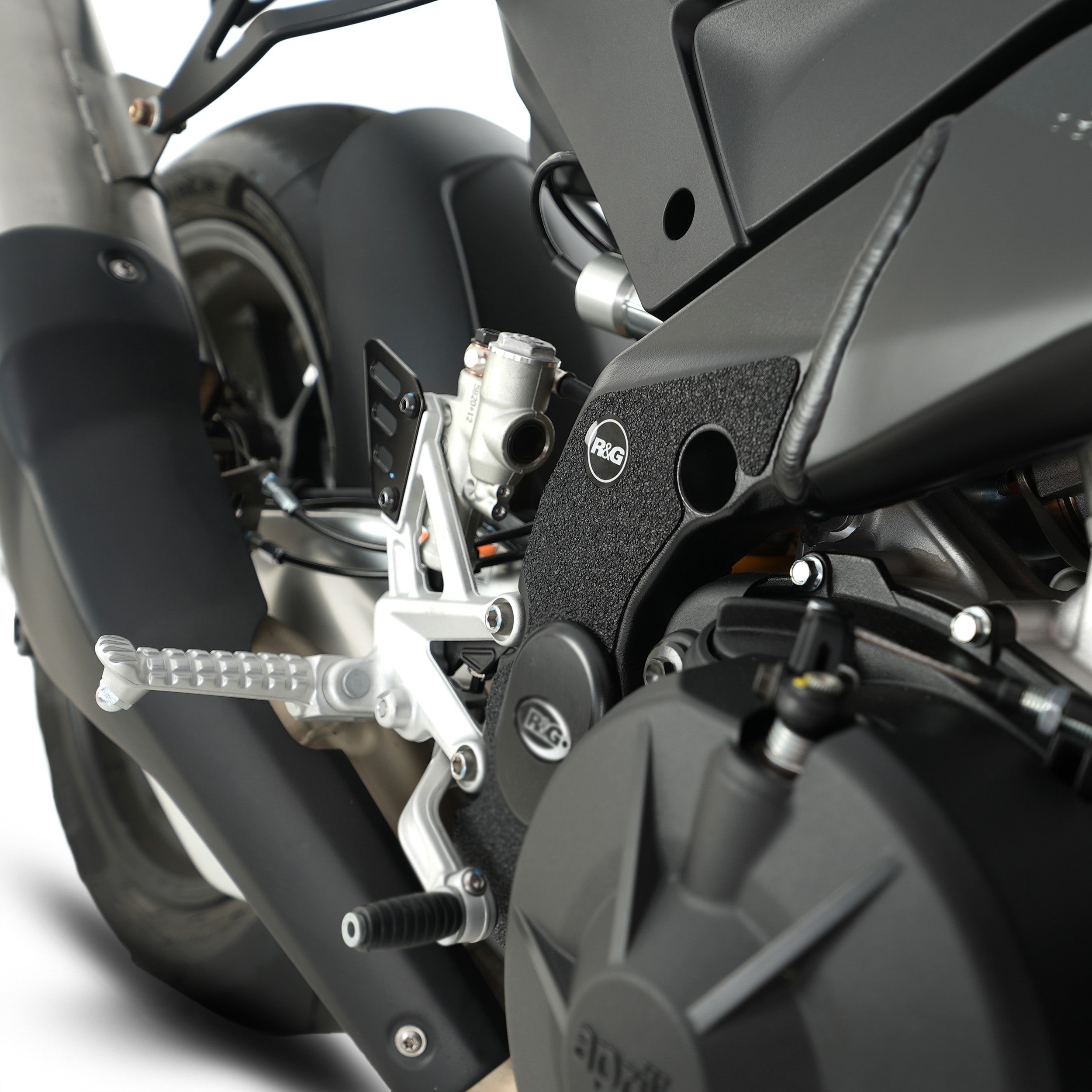 R&G Boot Guard Kit for Aprilia Tuono V4 1100 (Factory)'21-