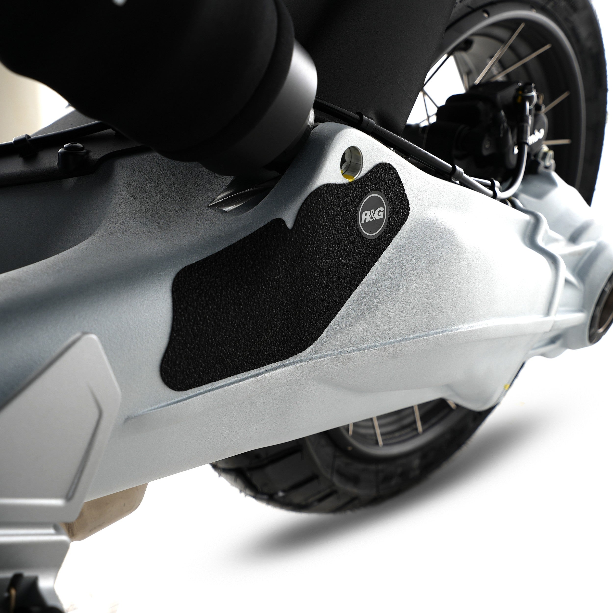 R&G Boot Guard Kit for Moto Guzzi V100 '23-, Stelvio '24-