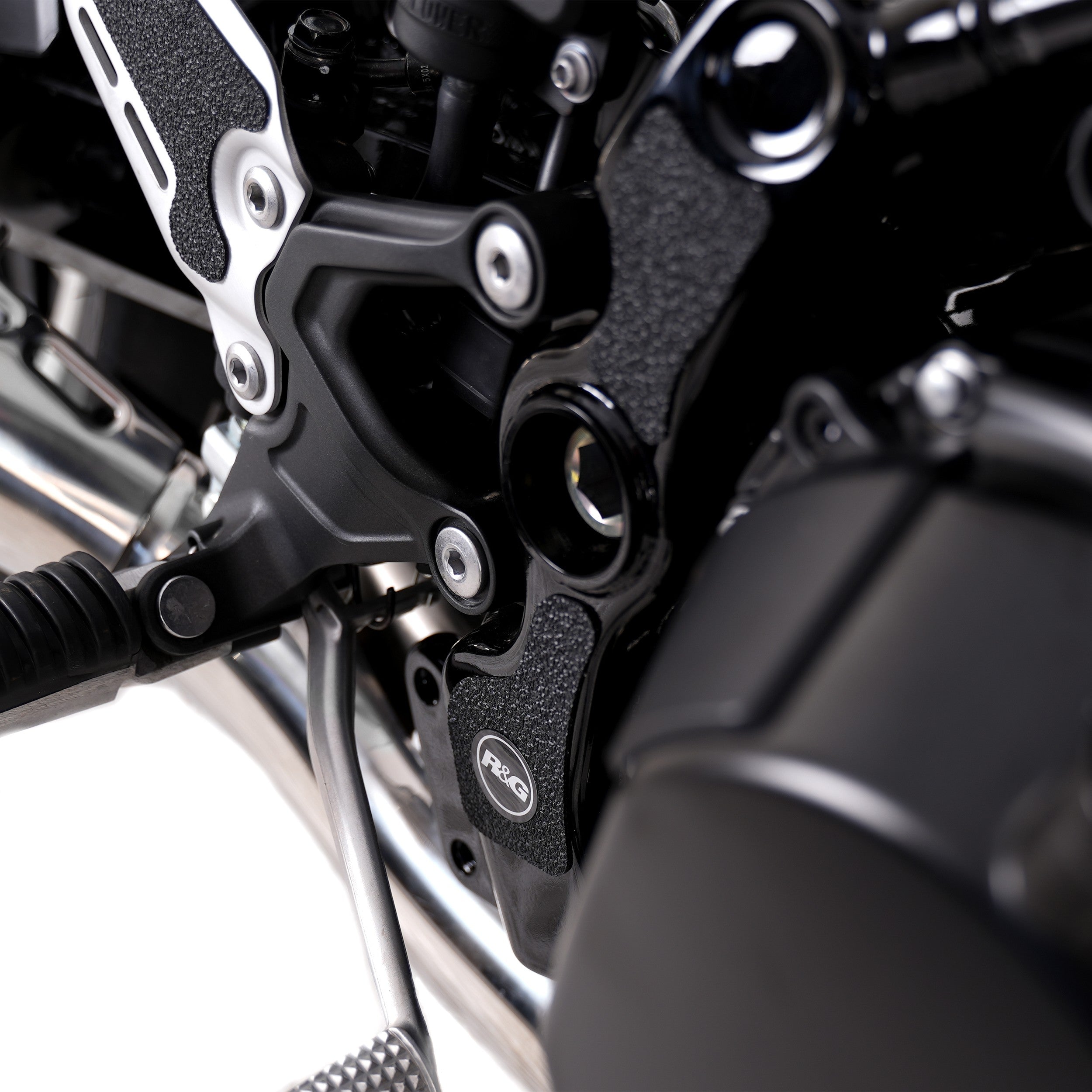 R&G Boot Guard Kit for Kawasaki Z900RS '21-
