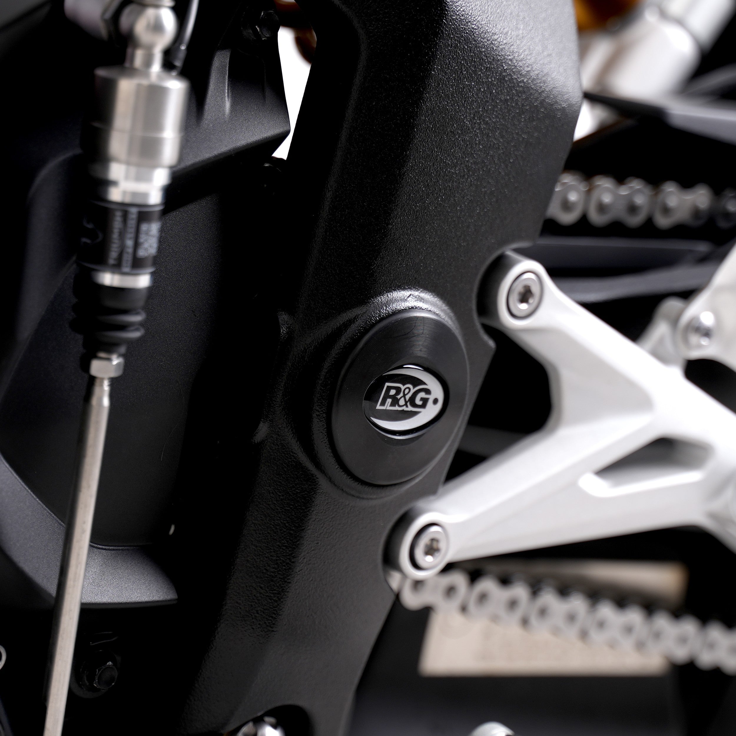 Frame Plug for BMW S1000XR '15-'19 & Triumph Speed Triple 1200 RS '21-, Speed Triple 1200RR '22- & Speed Triple 1200RX '25- (LHS)
