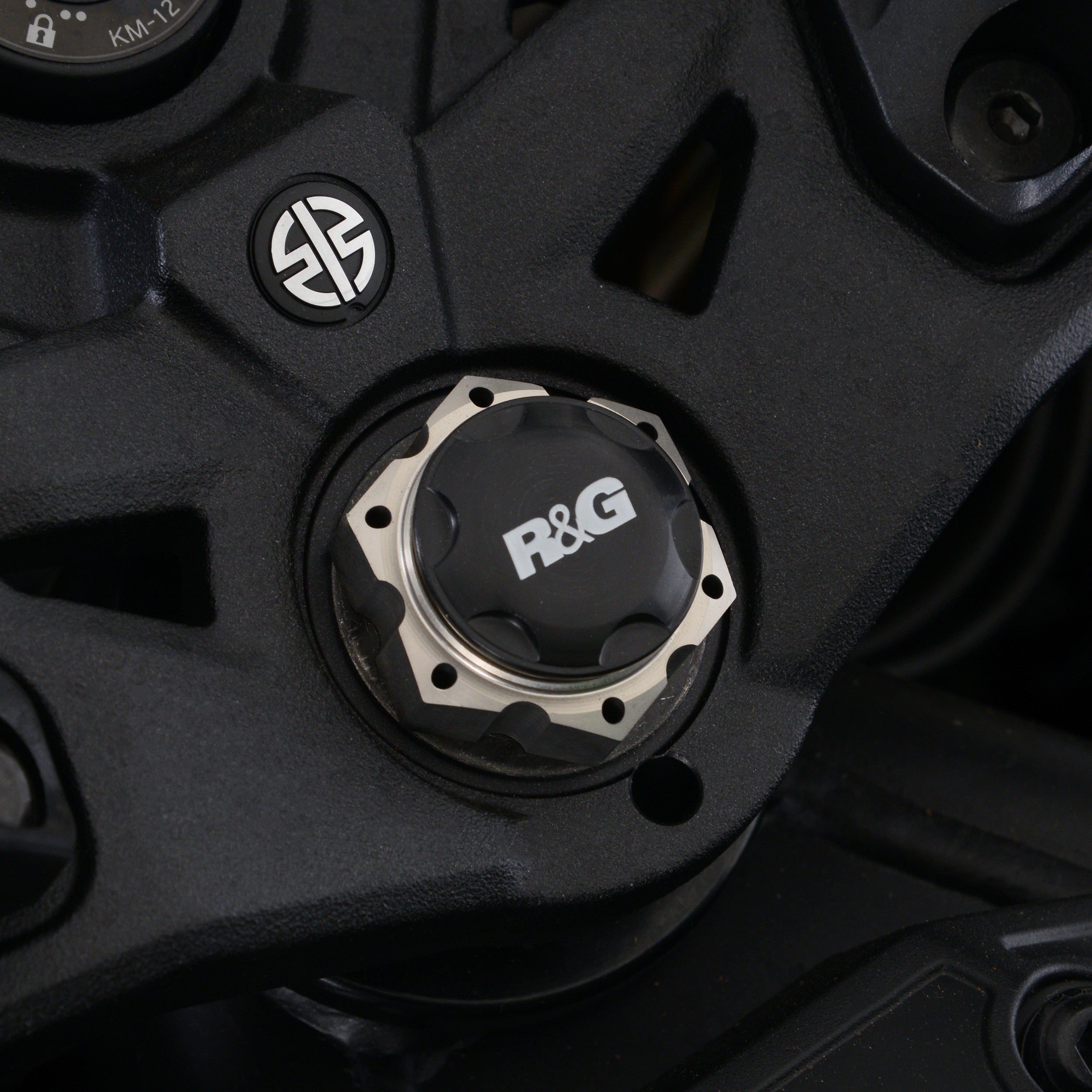 Top Yoke Cap for Kawasaki Ninja H2 SX '18- '24 , ZZR1400 '19- & BMW M1000R '23- 