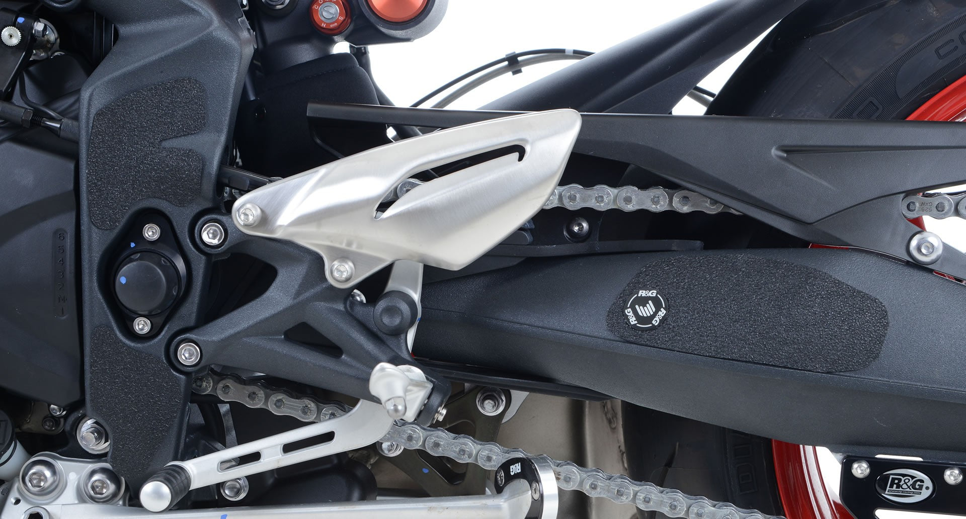 R&G Boot Guard Kit for the Triumph Street Triple '13-'16, Street Triple R '13-'16 and Street Triple RX '15-'16 