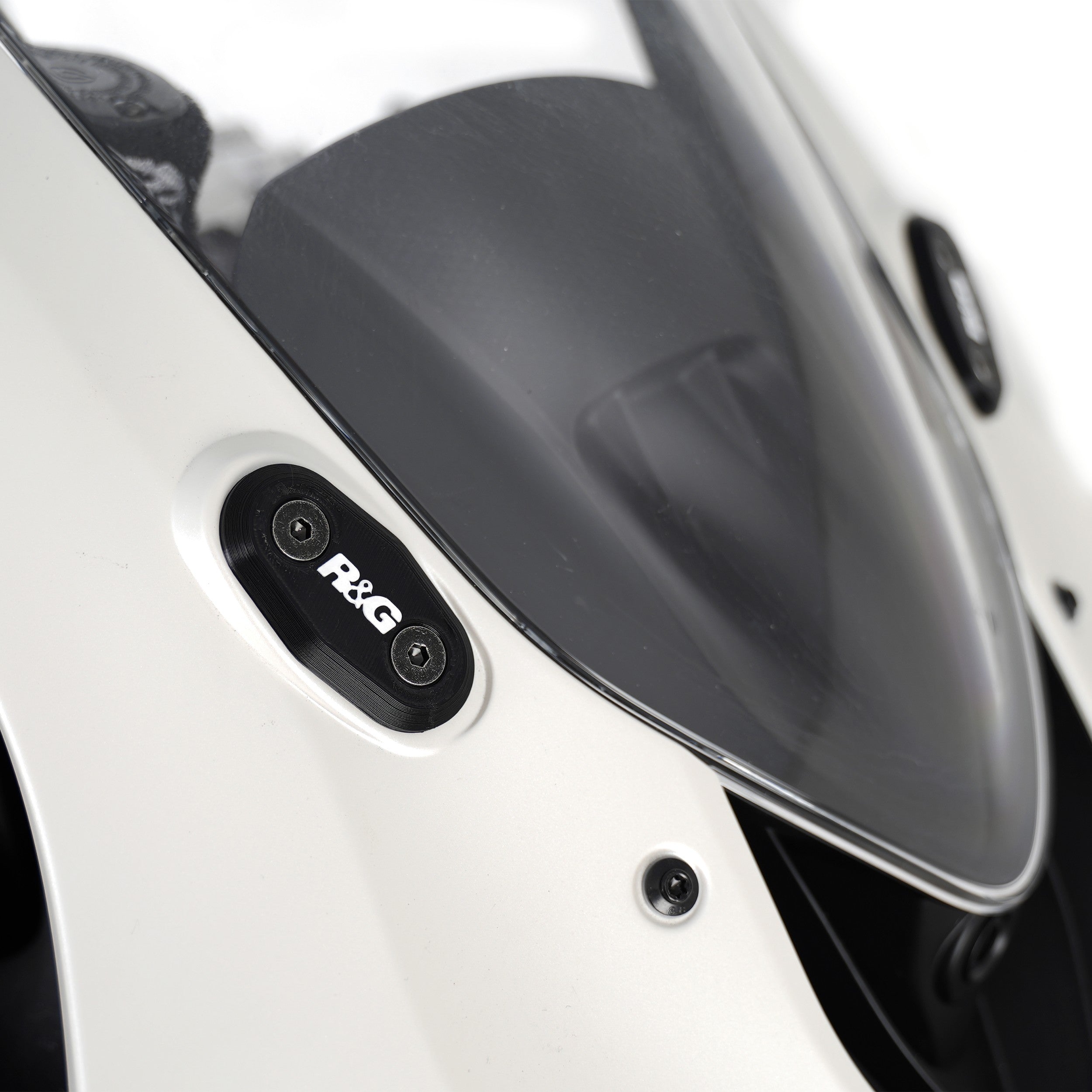 Mirror Blanking Plates for QJMOTOR SRK 921 RR ‘25-, SRK 800 RR '25- & SRK 421 RR '25-