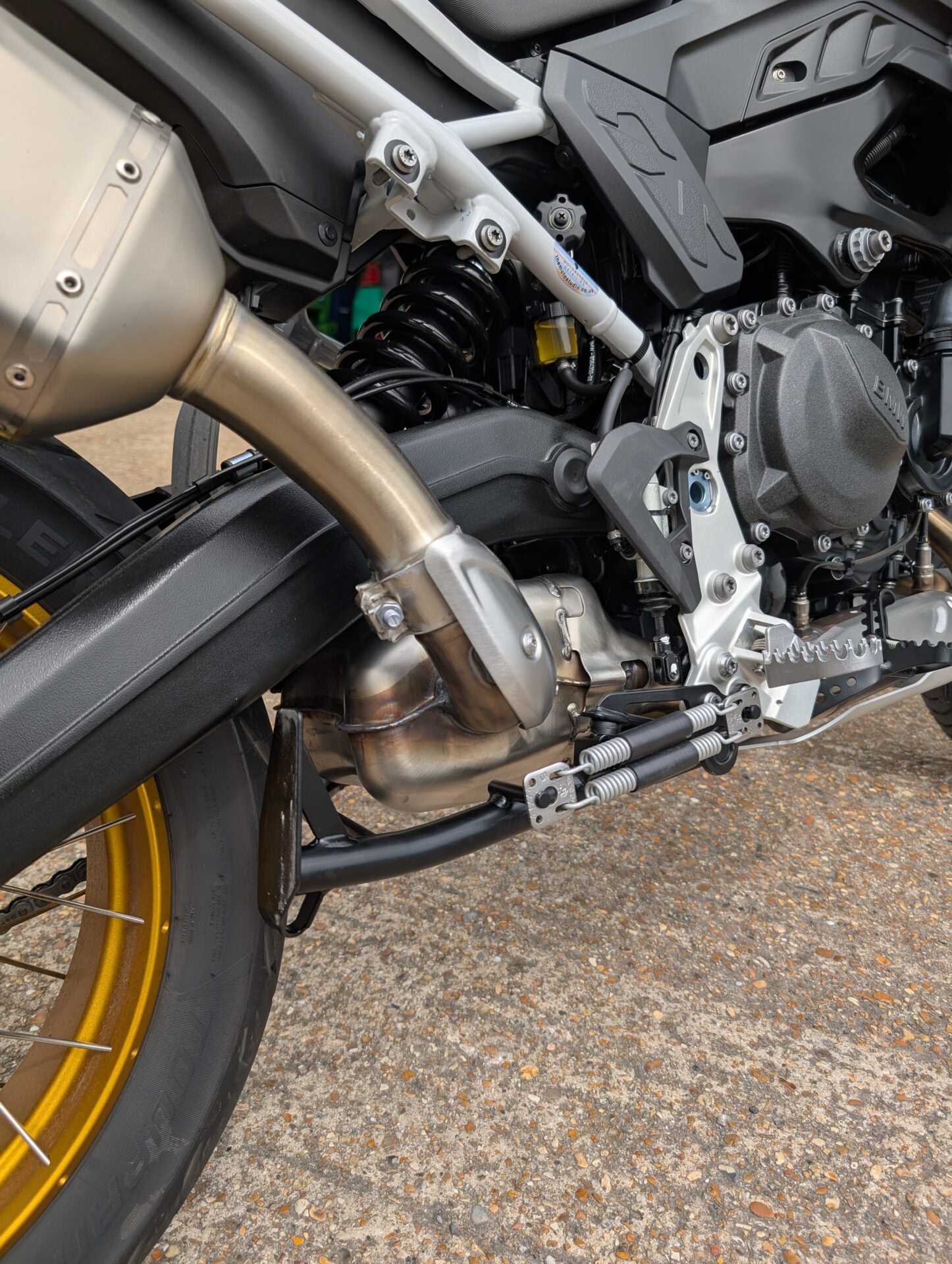 Genuine BMW Centre Stand Retrofit Kit (F900GS)