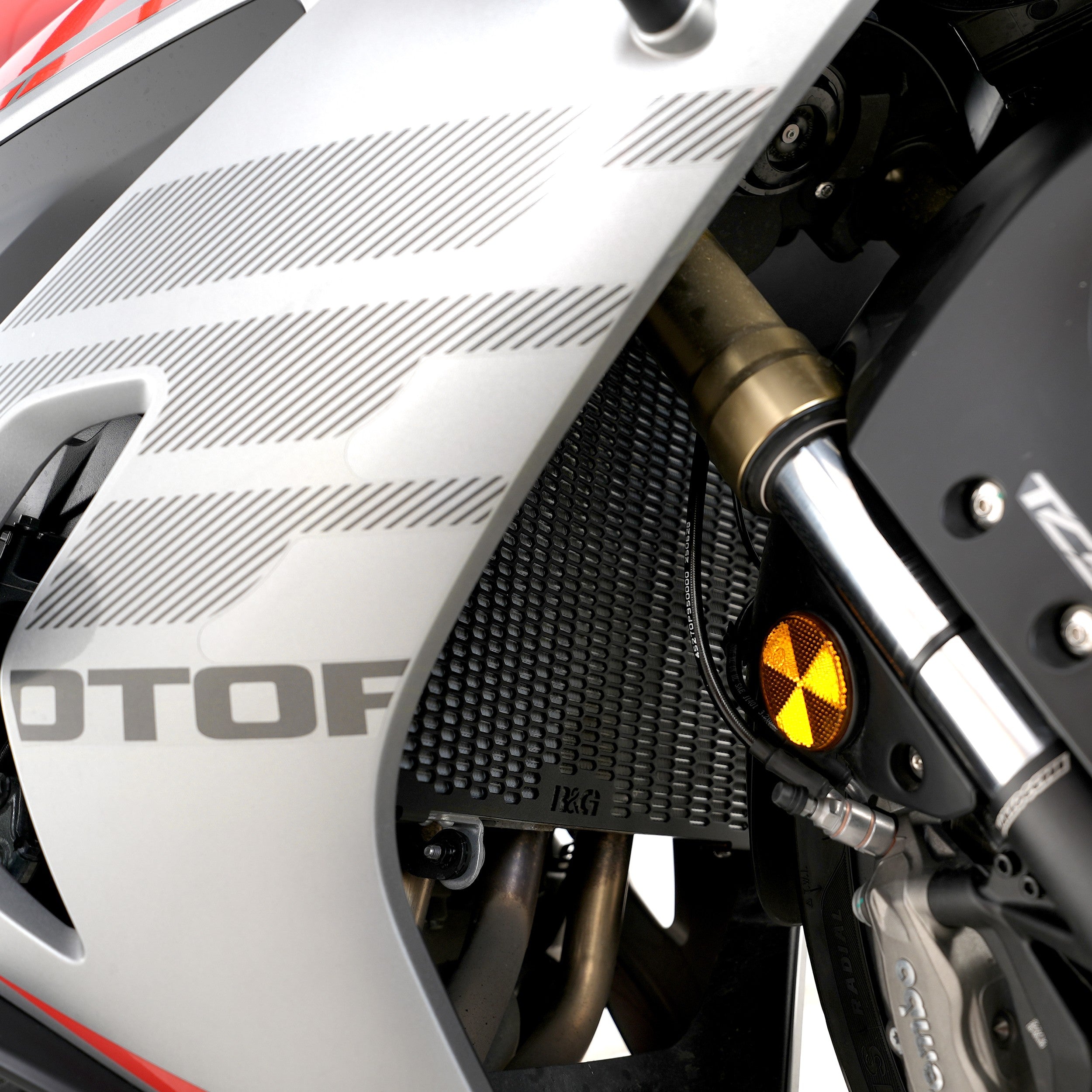 PRO Radiator Guard for QJMOTOR SRK 800 '25- & SRK 800 RR '25-