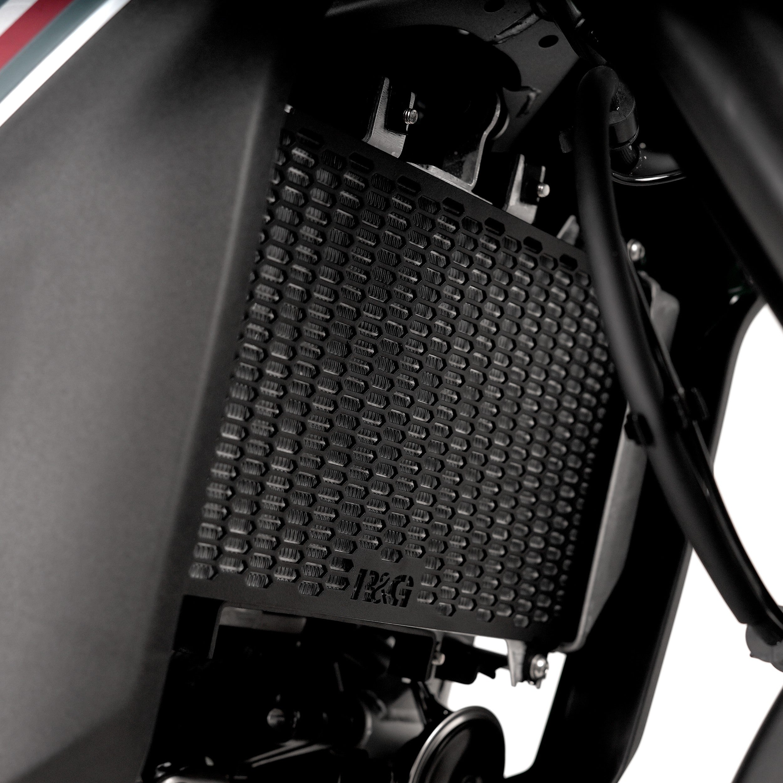 PRO Radiator Guard for Kawasaki KLE500 '26-, KLE500 SE ’26-, Ninja 400 '18-, Ninja 250 ''18-'20, Z400 '19-'20 and 5 others.