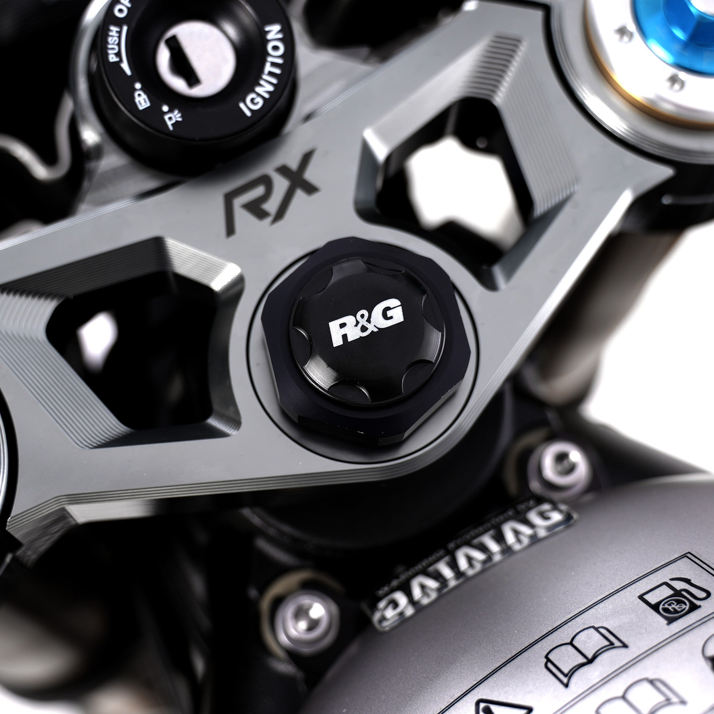 Top Yoke Cap for Triumph Street Triple 660 S '17-'22, Trident 800 '26-, Street Triple RX '15- Triumph Street Triple RS 765 '17-, Street Triple 765 RX '26-2 and 5 others.