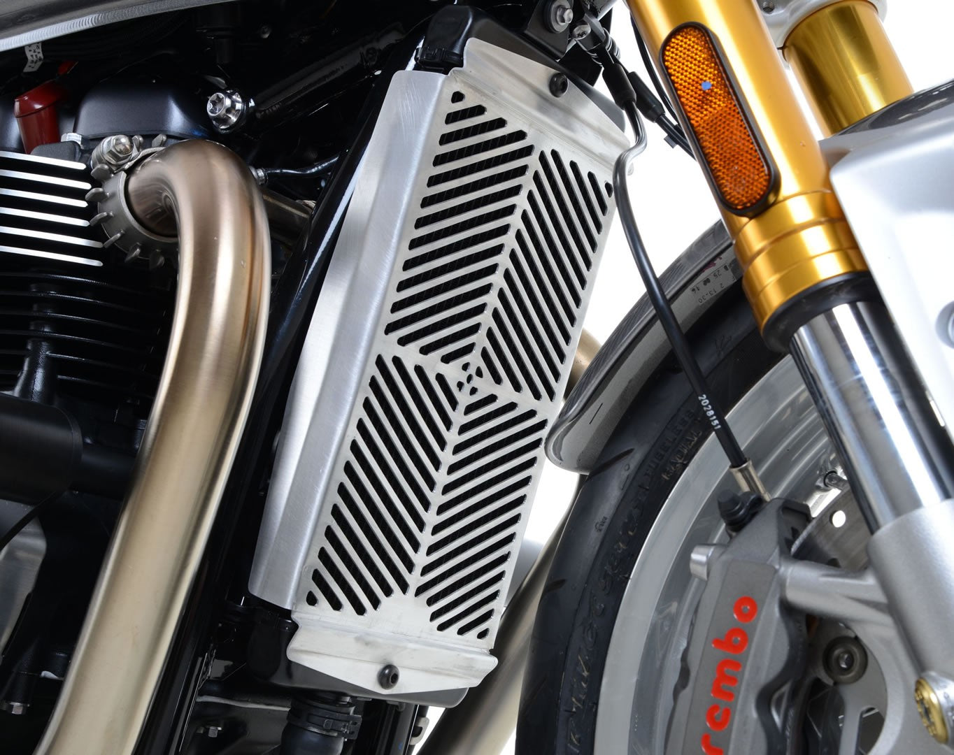 Stainless Steel Radiator Guard for the Triumph Bonneville T120 '16-25,Thruxton 1200/R '16-, Speed Twin 1200 '19-'21, Scrambler 900 ’23- & Speed Twin 900 '22- 